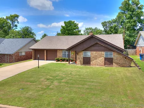 Exterior - 7317 E 58th Pl, Tulsa, OK 74145 photo 6 of 6