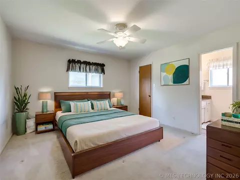 Bedroom - 7317 E 58th Pl, Tulsa, OK 74145 photo 1 of 7