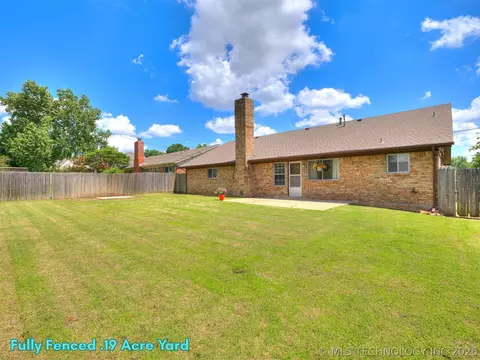 Exterior - 7317 E 58th Pl, Tulsa, OK 74145 photo 4 of 6
