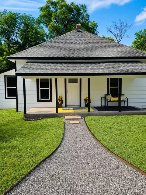 3827 Boatmans Cir, Pryor, OK 74361