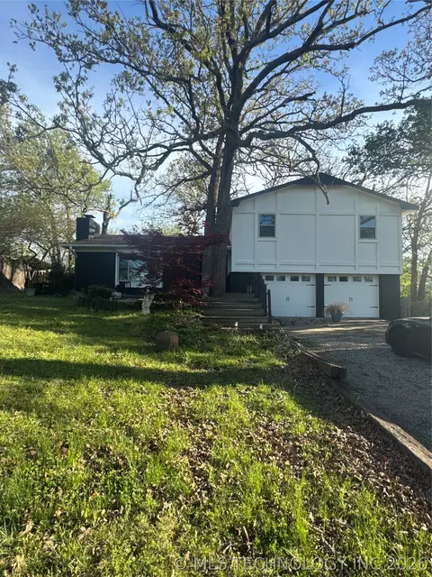 14034 E Clearview Rd, Claremore, OK 74019