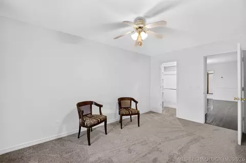 Bedroom - 1417 E Oak St, Cushing, OK 74023 photo 6 of 6