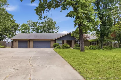 508 E 118th St, Jenks, OK 74037