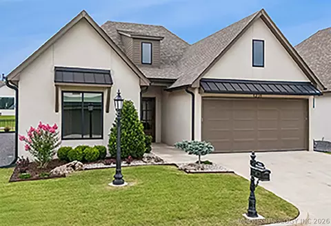 1231 N 71st Pl, Broken Arrow, OK 74014