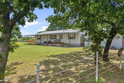 4162 N County Street 2990 St, Lindsay, OK 73052