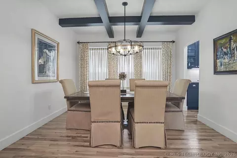 1014 E 38th Pl, Tulsa, OK 74105 photo 6