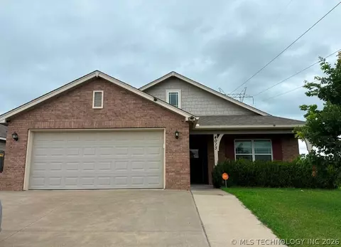4013 W 105th St S, Jenks, OK 74037