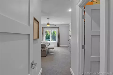 Entry Way - 6830 E 109th St, Tulsa, OK 74133 photo 8 of 8