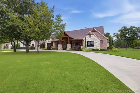 3557 W 75th St, Tulsa, OK 74132
