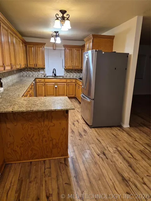 Kitchen - 316 NW 6th, Checotah, OK 74426 photo 2 of 4