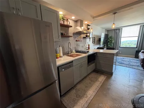 Kitchen - Undisclosed, Tulsa, OK 74119 photo 3 of 5