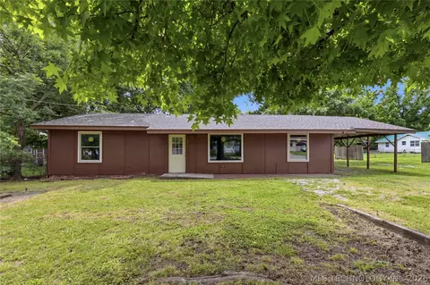 551 Delaware Ave, Ramona, OK 74061