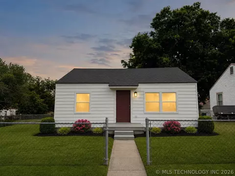 2722 E Marshall St, Tulsa, OK 74110