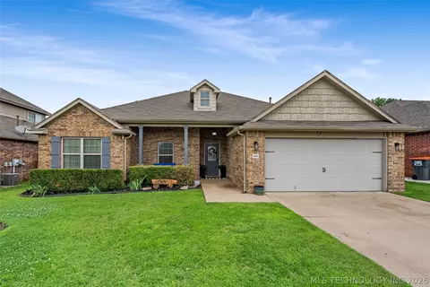 3341 S 208th East Ave, Broken Arrow, OK 74014