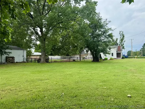 Exterior - 401 E Main St, Adair, OK 74330 photo 18 of 24