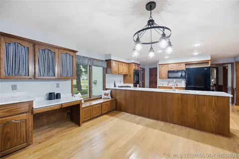 Kitchen - 401 E Main St, Adair, OK 74330 photo 3 of 6