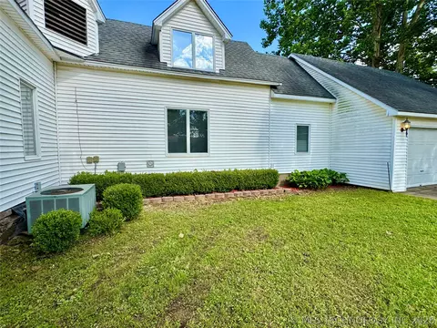 Exterior - 401 E Main St, Adair, OK 74330 photo 6 of 24