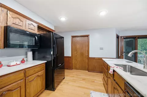 Kitchen - 401 E Main St, Adair, OK 74330 photo 6 of 6