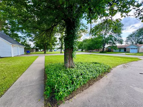 Exterior - 401 E Main St, Adair, OK 74330 photo 7 of 24