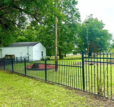 Exterior - 401 E Main St, Adair, OK 74330 photo 23 of 24