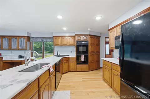 Kitchen - 401 E Main St, Adair, OK 74330 photo 4 of 6