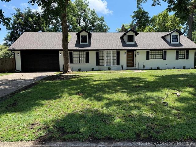 5641 S Trenton Ave, Tulsa, OK 74105