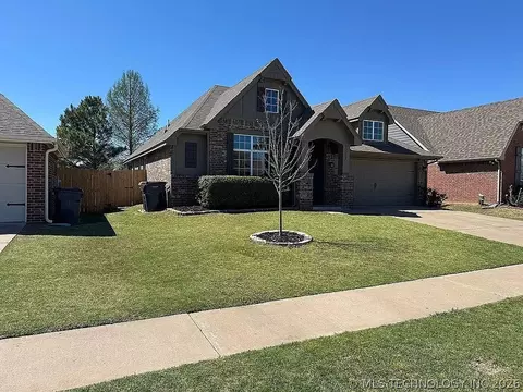 13342 S 21st Ct, Bixby, OK 74008