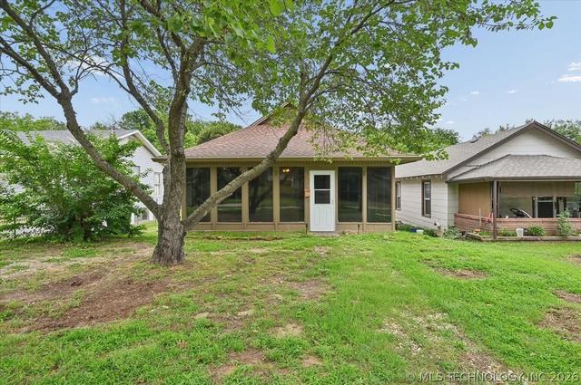 409 N Mckinley Dr, Sand Springs, OK 74063
