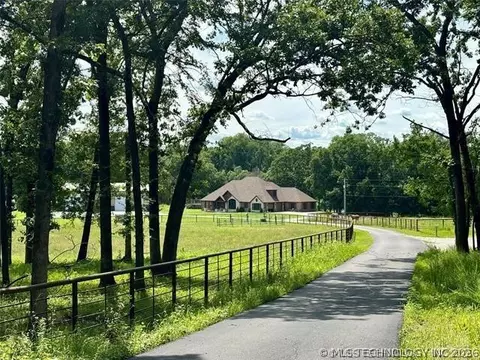 60399 E 140th Rd, Fairland, OK 74343