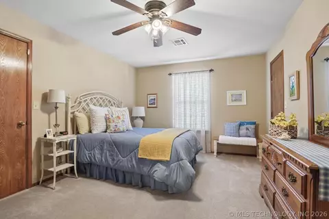 Bedroom - 3418 E 87th Pl, Tulsa, OK 74137 photo 3 of 4