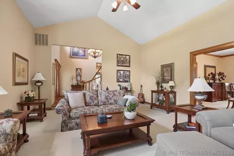 Living - 3418 E 87th Pl, Tulsa, OK 74137 photo 3 of 5
