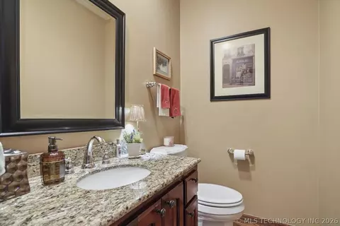 Bath - 3418 E 87th Pl, Tulsa, OK 74137 photo 3 of 5