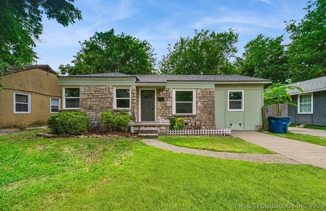 848 N Gary Pl, Tulsa, OK 74110