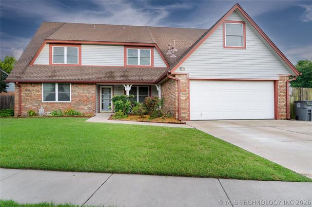 9604 E 25th Pl, Tulsa, OK 74129