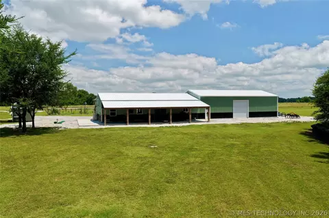Exterior - 108531 S 4130 Rd, Checotah, OK 74426 photo 5 of 9