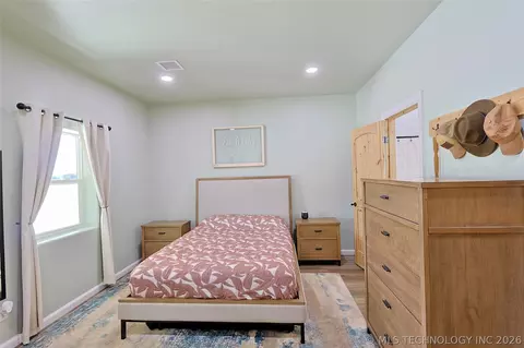 Bedroom - 108531 S 4130 Rd, Checotah, OK 74426 photo 1 of 3