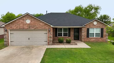 23052 S Jewell Dr, Claremore, OK 74019
