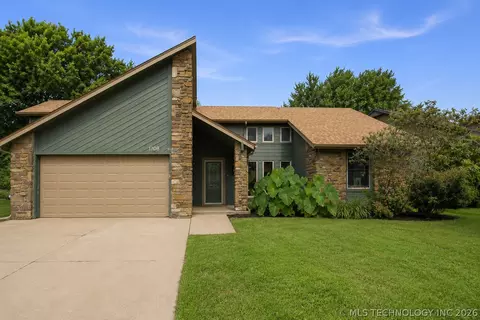 1708 N 16th St, Broken Arrow, OK 74012