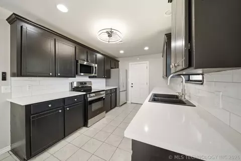 Kitchen - 1103 N Scott Ave, Haskell, OK 74436 photo 1 of 4