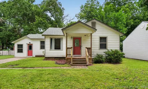 319 N Rowe, Pryor, OK 74361