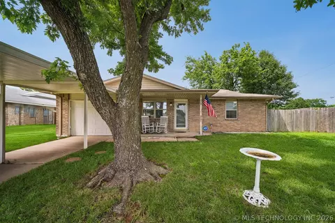 479 E 137th St, Glenpool, OK 74033 photo 2