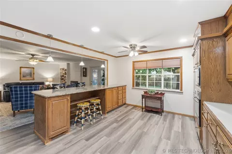 1598 E 60th St, Tulsa, OK 74105 photo 10