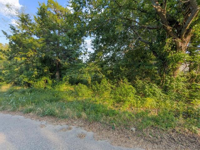 9 Kewanee St, Healdton, OK 73438