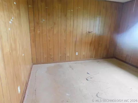 700 E Ozark St, Morris, OK 74445 photo 11