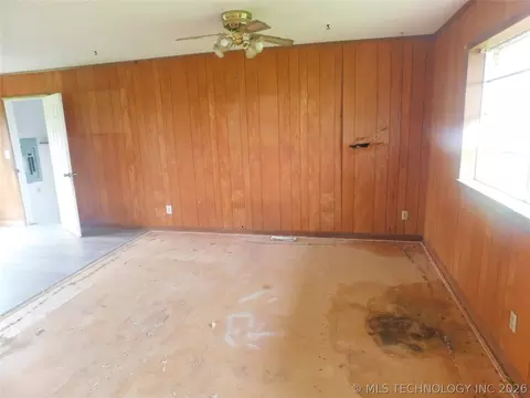 700 E Ozark St, Morris, OK 74445 photo 9