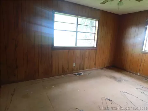 700 E Ozark St, Morris, OK 74445 photo 14