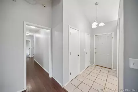 7663 E 58th Pl, Tulsa, OK 74135 photo 17