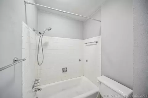 7663 E 58th Pl, Tulsa, OK 74135 photo 19