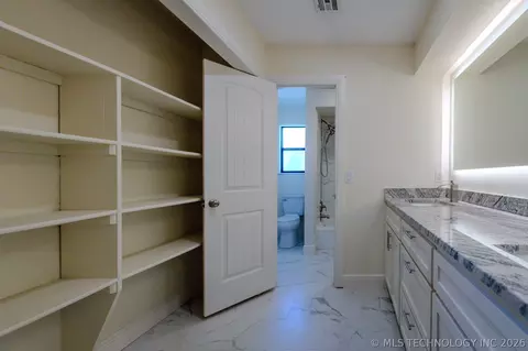 Bath - 7020 E 89th St, Tulsa, OK 74133 photo 13 of 17