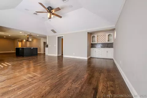 Living - 7020 E 89th St, Tulsa, OK 74133 photo 8 of 9